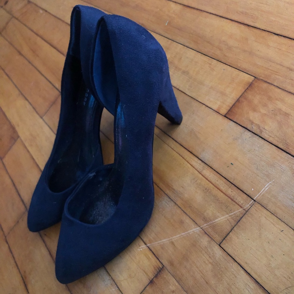 CL 10, Dark Blue Suede Heels